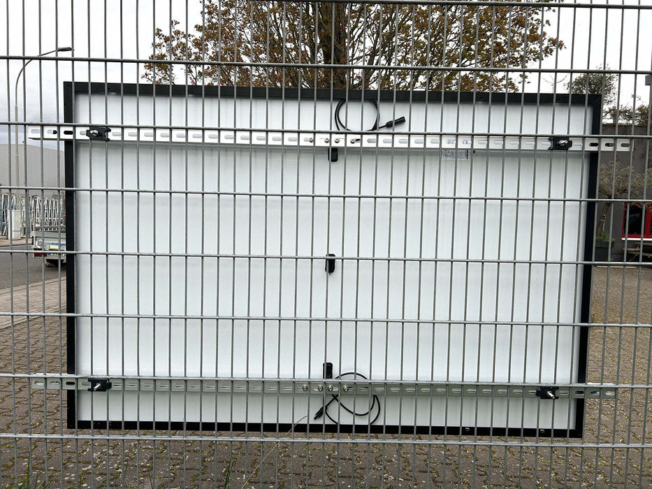 Engel Eris 800W Balkonkraftwerk Komplettset für Gitterzäune & Metallzäune